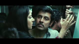 Anushka Shetty and Vikram : Oru Paadhi Kadhavu Neeyadi HD