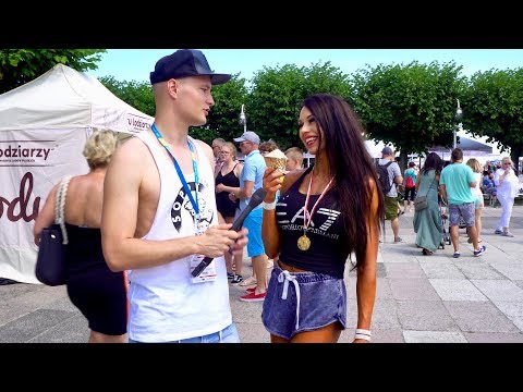 O czym rozmawiać z dziewczyną?