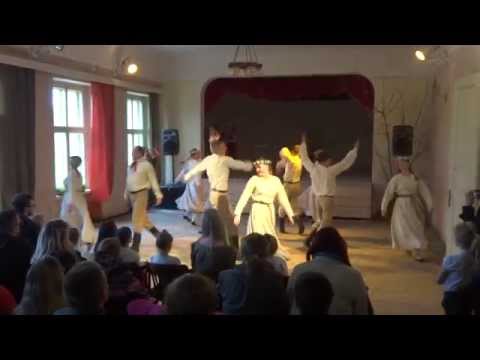 Deja Pēdējais valsis (Esimiene valss), Lieldienas Veselavā