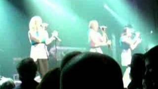 Pipettes - &quot;It Hurts To See You Dance So Well&quot; Live in NYC