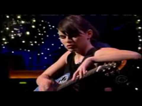 Kaki King Playing With Pink Noise Live