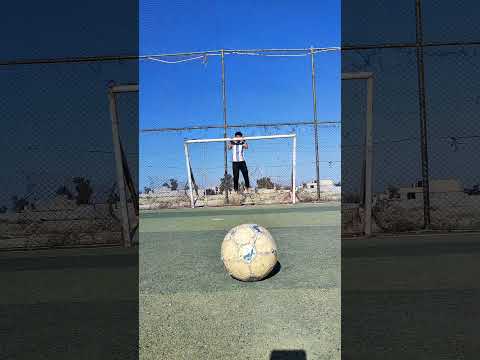 تكملة ناشرهة 😅😂اشتراك بل قناة 🙏❤#مهارات_كرة_القدم #كرة_القدم #football