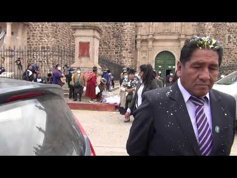 Vid 06, Limosina en Plaza Armas Lampa