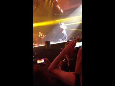 Rasmus Seebach En øde ø Live - Fredericia