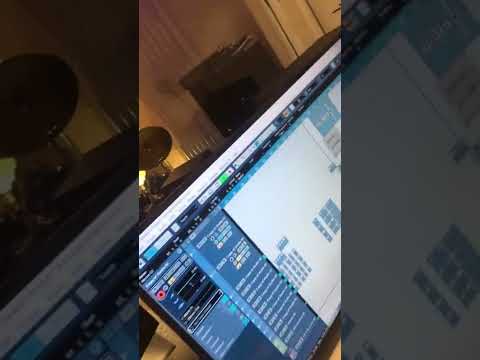 Extra Large Maroja ft Ba Shupi & Maskiri - Budget