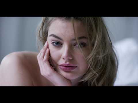 Abercrombie - Fitch First Instinct Woman kvepalų purškalas 50ml video