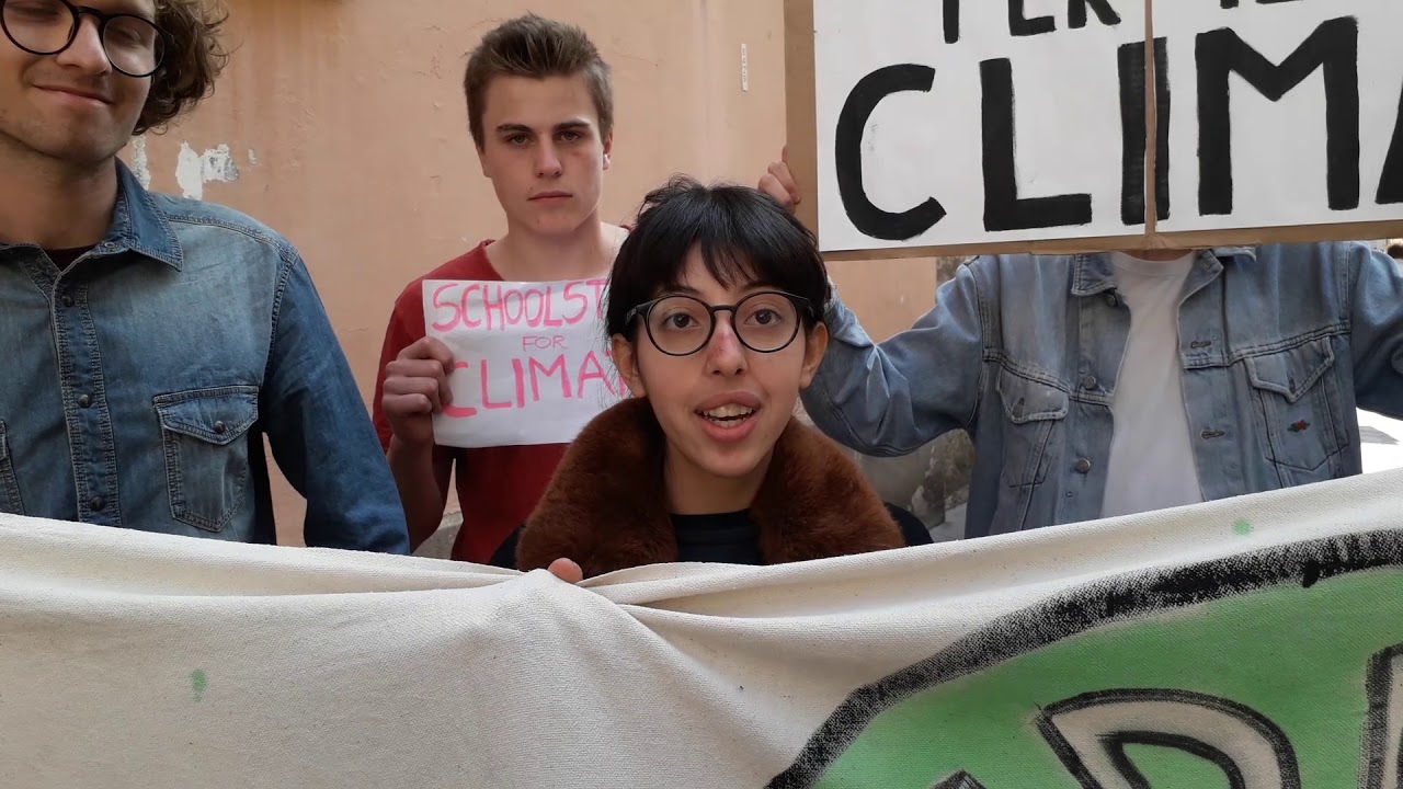 La protesta degli studenti di Como a favore del clima