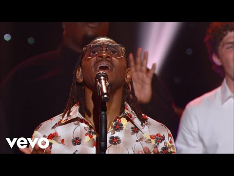 Chris Blue - O Come All Ye Faithful (Glory Dawns) (Live)