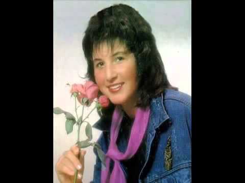 Jelena Brocic   Obrase se vinogradi   Premijera