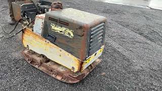 Compactador pequeno de asfalto Wacker DPU7060 | Imagem 4 - Machineryline
