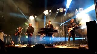 Nell&#39;erba nell&#39;acqua nel vento