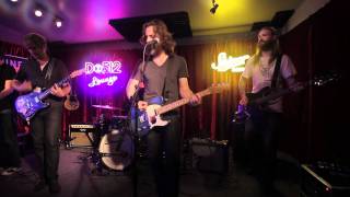 Minus the Bear - &quot;Hold Me Down&quot; | a Do512 Lounge Session