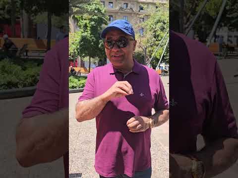 Arte, fé e história na Plaza de Armas de Santiago, onde nasceu o Chile