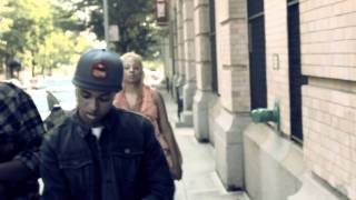 Behind the Scenes: Diggy - UNEXPECTED ARRIVAL Cover Shoot