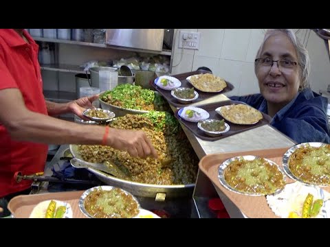 Sita Ram Diwan Chand Ka World Famous Chana Bhatura | Best Chana Bhatura In Delhi | Street Food Delhi