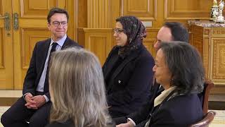Su Majestad el Rey ha recibido en audiencia, en el Palacio de La Zarzuela, a decanos y responsables de Escuelas de Universidades Extranjeras que parti