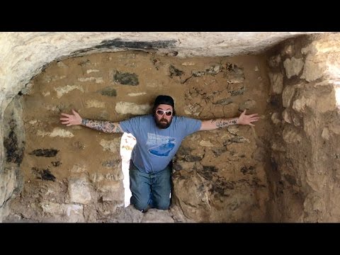 TDW 1462 - Sketchy Cliffside Cave Ruins