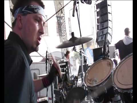 Guerrilladejv - Poet with a gun