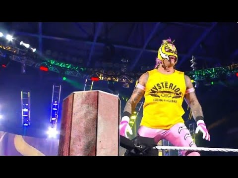 Rey Mysterio takes on Ludwig Kaiser Smackdown toledo ohio 10-21-22