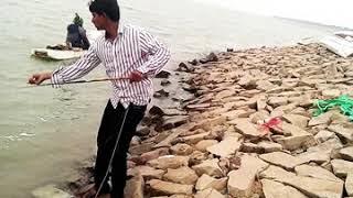 preview picture of video 'Hyderabadi fishing singure dam imran bhai 7095920553,7095920557'