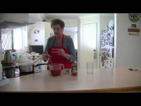 Marina's Kitchen   -Bolognese Sauce