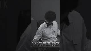 Download lagu Uyar Malaiyo Instrumental mp3 Download lagu Uyar Malaiyo Instrumental mp3