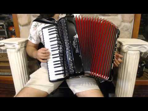 BELTSTUIVM3796CBK - Black Beltuna Studio IV Compact Piano Accordion LMMM 37 96 $6499