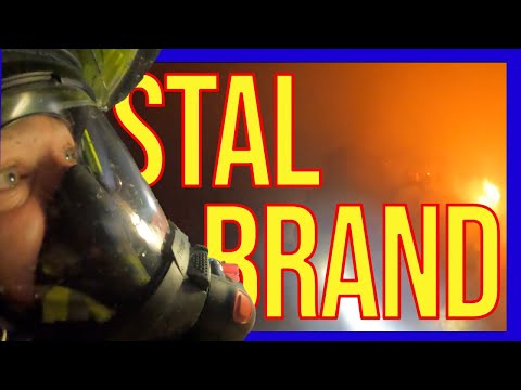 Brand koeienschuur - VOLUNTEERS DUTCH FIREFIGHTERS -
