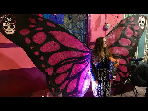 Looks Like Everybody In Mexico City Had The Same Halloween Costume This Year -Halloween in CDMX 