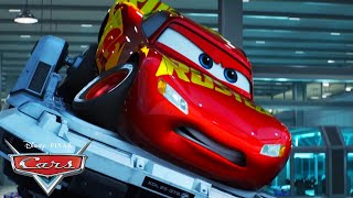 Lightning McQueen's Big Crash on the Simulator | Pixar Cars