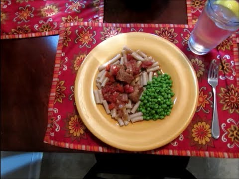 Slow Cooker Sunday: Hungarian Beef Goulash