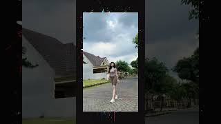 Download lagu Santika Putri Sharavasti 🏃🏻‍♀️  #jogging mp3