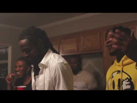 JuannyTwo x Yung Izzo x ErvDaDon - Punch Me In P.2