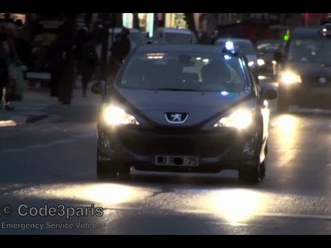 Unmarked Police Cars Paris X2 // Voitures de police banalisées X2