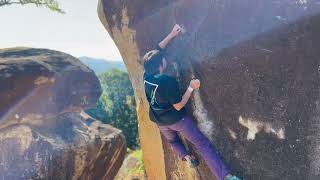 Video thumbnail of 枯れる(Wilt), 3級 (6a). 比叡 (Hiei)