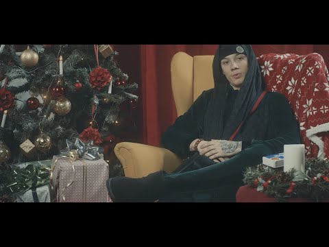 Greekazo - Gangsta Christmas (feat. E4an) [Official Video]