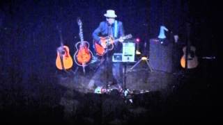 Elvis Costello - She's Pulling Out The Pin - A close encounter with ...  - Frits Philips Eindhoven