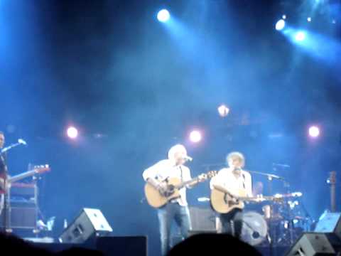 Alain Souchon invite Maxime Leforestier - Francos 2010 - 03.MPG