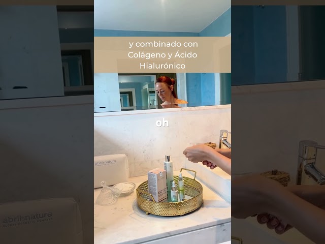 Vídeo relacionado con Retinol Complex Crema Anticelulítica Reafirmante Body Perfect, con Cafeína, Extracto de Hipocaño y Centella Asiática, 250 ml