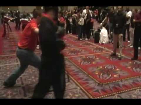 TeamGipsy(Peter Chartouni)Vs UNK-Amerikick'09-Continuous