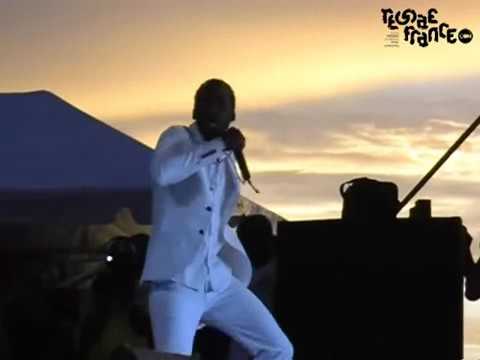 Curefest-Bounty, Sizzla, Movado, Busy and Wayne Marshall - crazy  vybz (January 2017)