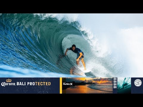 Italo Ferreira vs. Barron Mamiya - Round Two, Heat 2 - Corona Bali Protected 2018