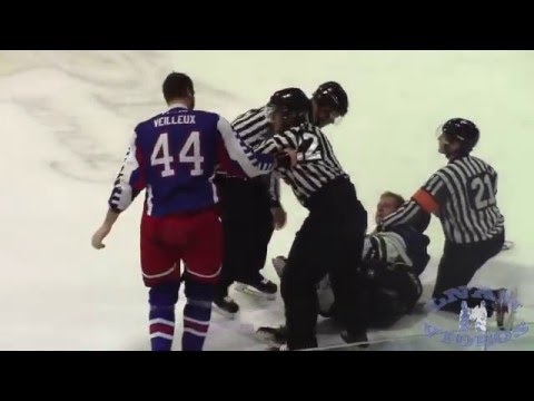 Kevin Veilleux vs Olivier Croteau round #2 + Mêlée