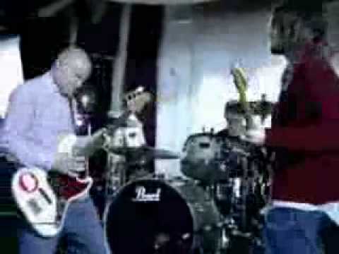 Can't Stop Solo Live (in Bilbao) - Red Hot Chili Peppers