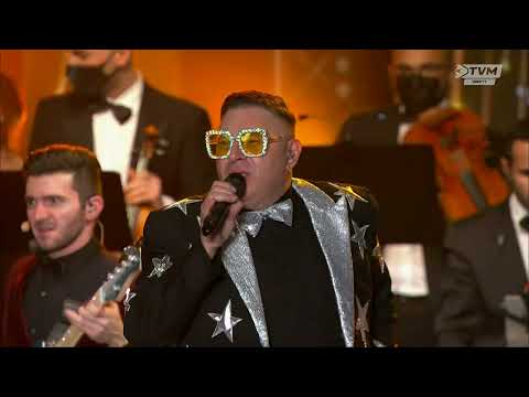 The Palace String Orchestra ft. Ozzy Lino & Megan - STARLIGHTS - (NYE Celebrations 2022)