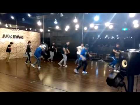 BboyAya Top Rock Class @Dance Soul