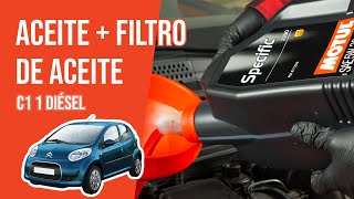Youtube thumbnail of video "Cambio de aceite y de filtro de aceite Citroën C1 1 1.4 HDI 🛢"