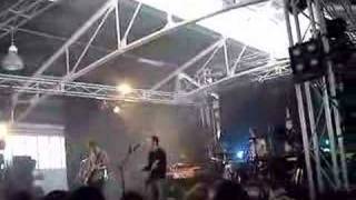 brink of disaster - mae @ soundwave