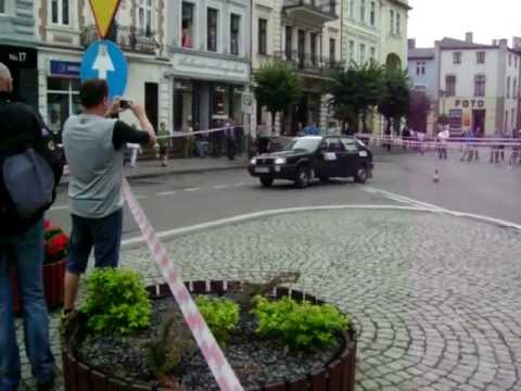 16 Rajd Brodnicki 2012-start na Rynku 3