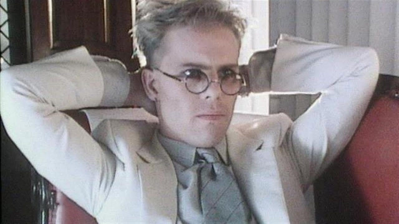 Thomas Dolby - She Blinded Me With Science (Official Video - HD Remaster) - YouTube